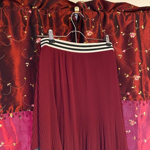 Pleated, asymmetrical, grey and maroon skirt - made and bought in Italy - Picture 4 of 4